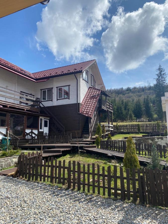 Гостьовий Дім Круасан Сімейний Bukovel Dış mekan fotoğraf